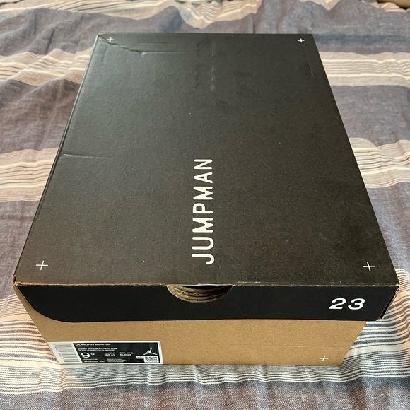 Jordan MA2 Future Beginnings LIKE NEW - Picture 2 of 10